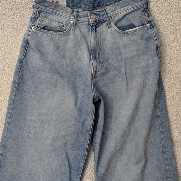 H&M Men's 30x32 Relaxed Jeans - Picture 3 of 6